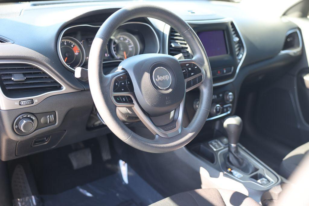 used 2021 Jeep Cherokee car, priced at $18,900