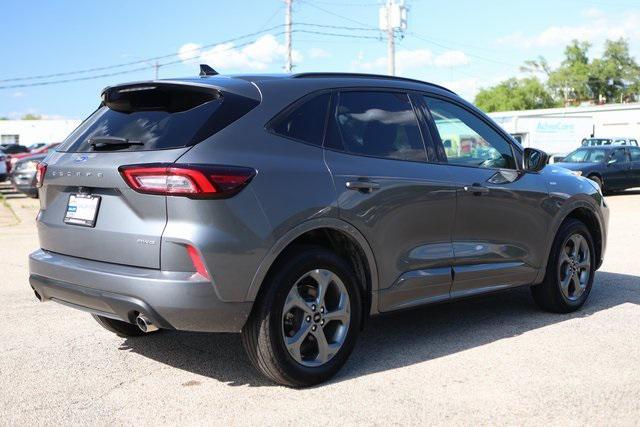 used 2023 Ford Escape car, priced at $24,900