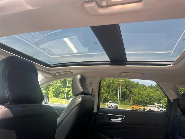 used 2024 Ford Edge car, priced at $35,596