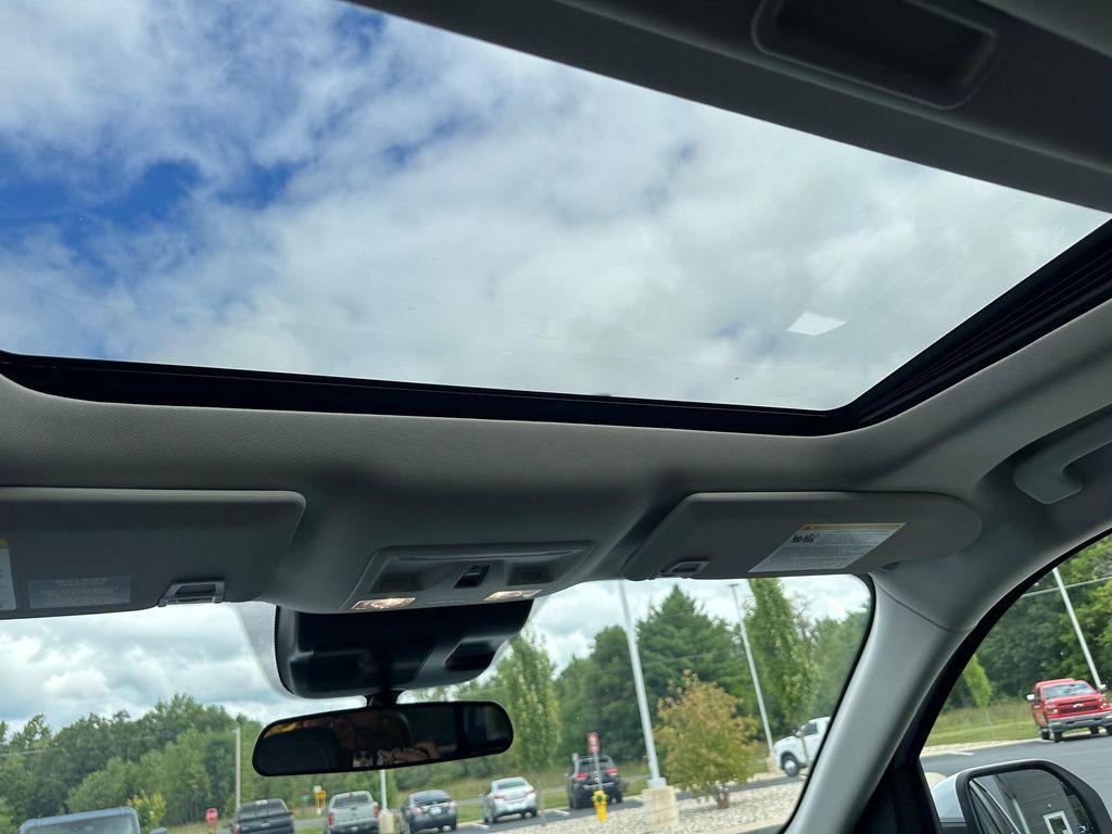 new 2025 Ford Maverick car, priced at $42,658