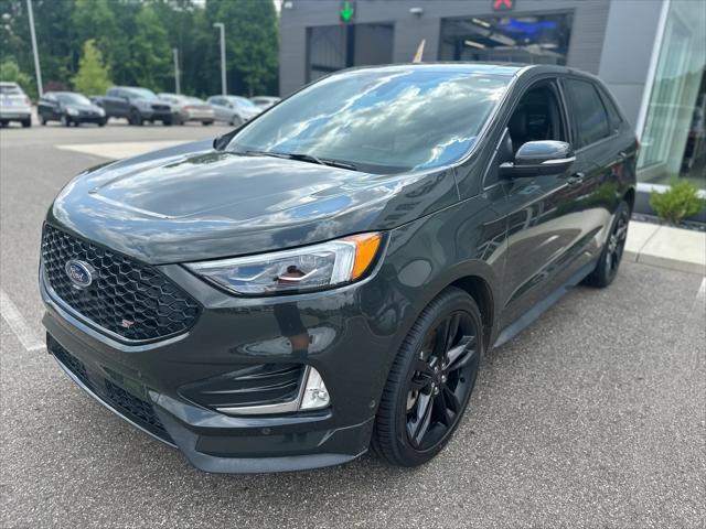 used 2022 Ford Edge car, priced at $32,999