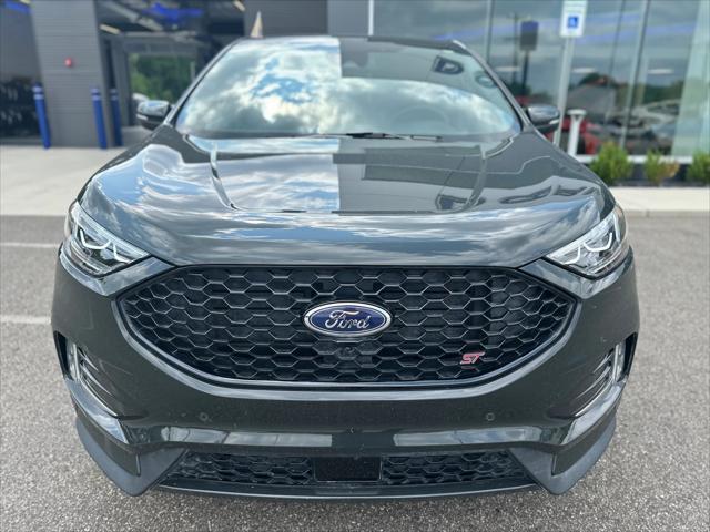 used 2022 Ford Edge car, priced at $32,999