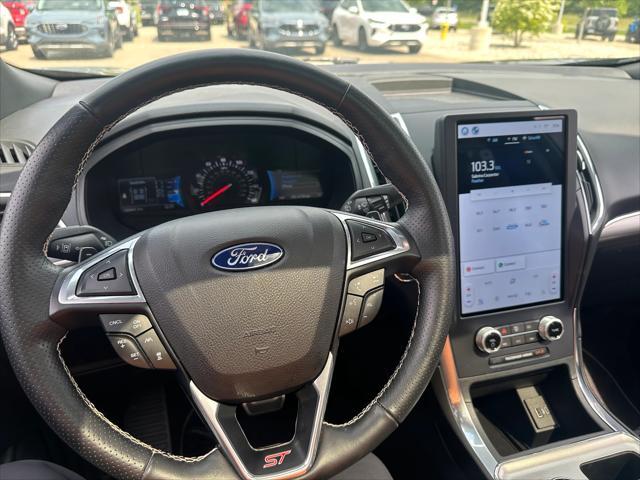 used 2022 Ford Edge car, priced at $32,999