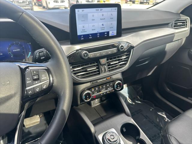 used 2022 Ford Escape car, priced at $28,997