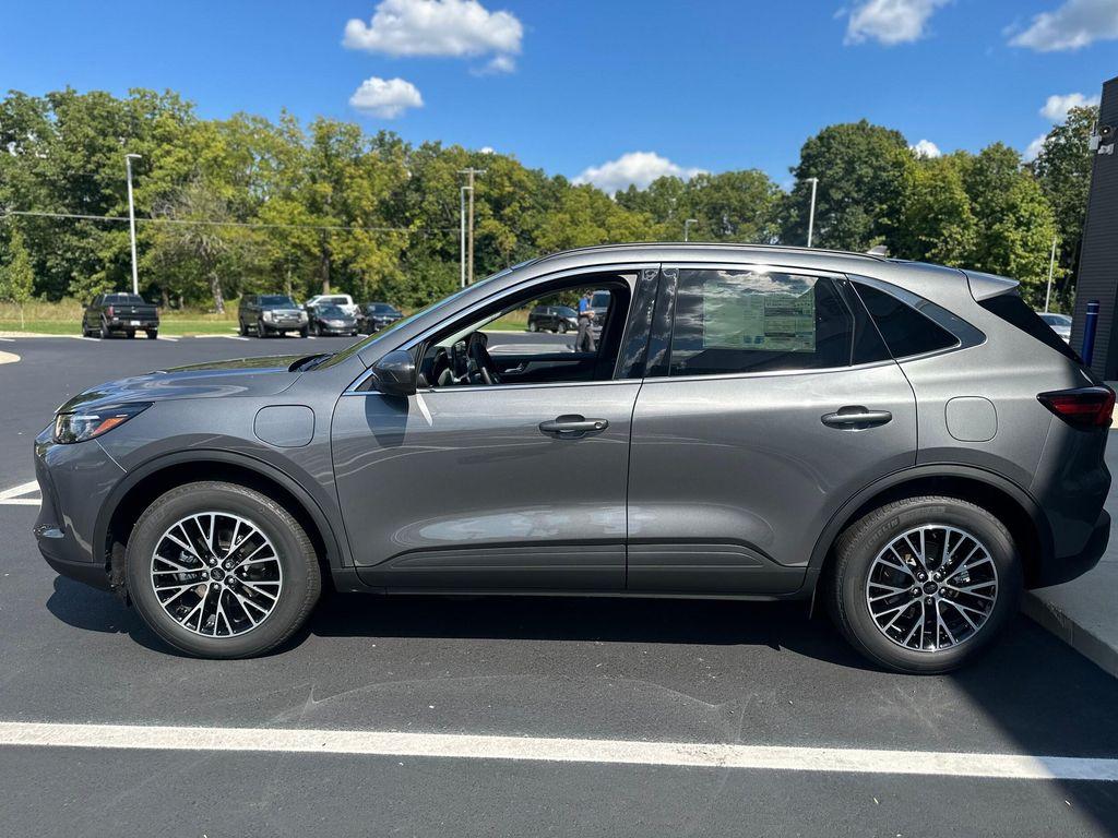 new 2025 Ford Escape PHEV car, priced at $43,891