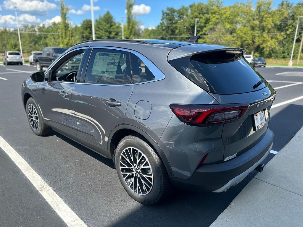 new 2025 Ford Escape PHEV car, priced at $43,891