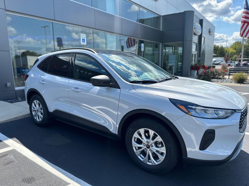 new 2025 Ford Escape car, priced at $33,505