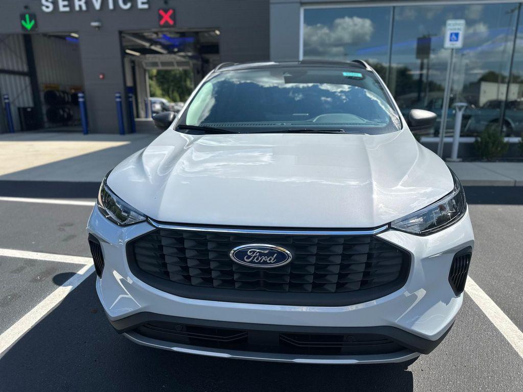 new 2025 Ford Escape car, priced at $33,505