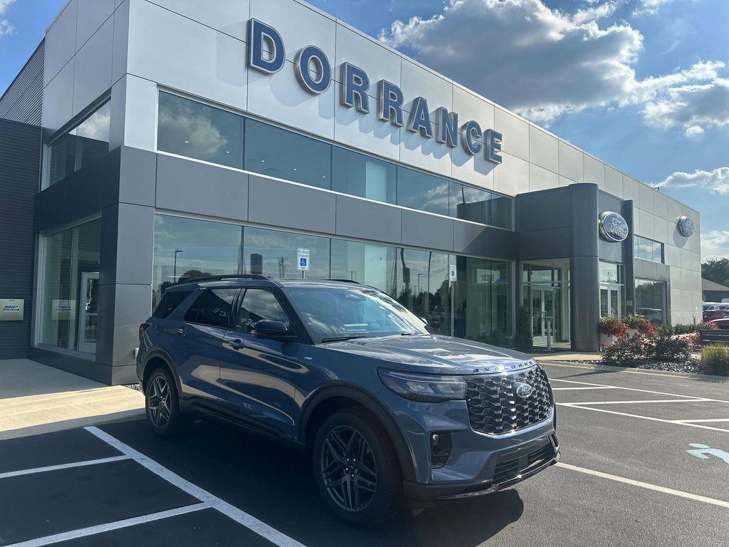 new 2025 Ford Explorer car, priced at $52,064