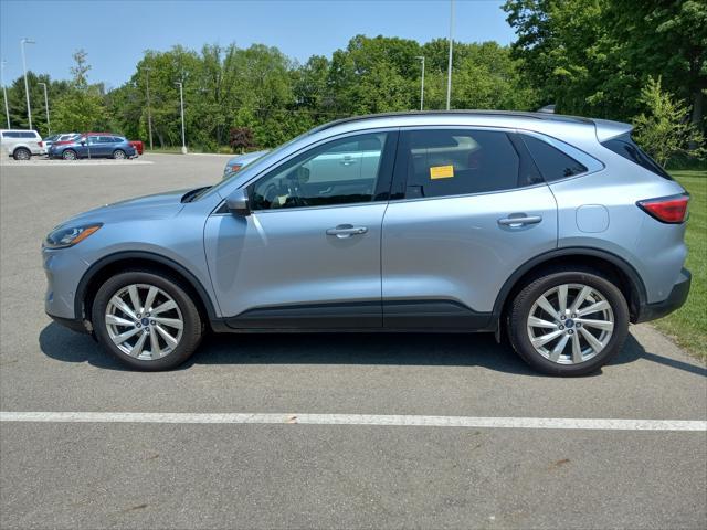 used 2022 Ford Escape car, priced at $25,366
