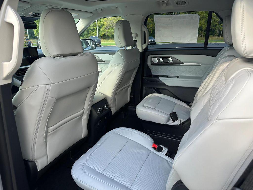 new 2025 Ford Explorer car, priced at $57,168