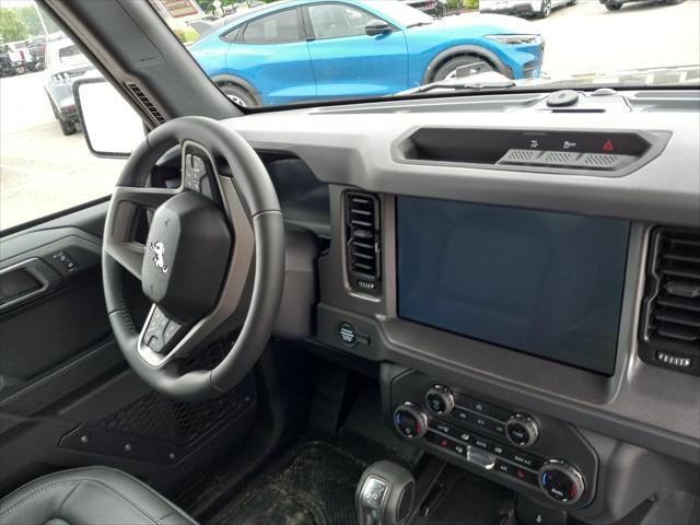 new 2025 Ford Bronco car, priced at $44,374