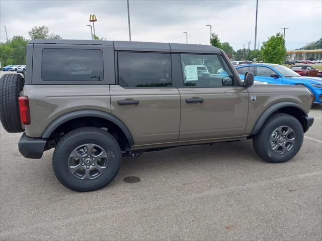 new 2025 Ford Bronco car, priced at $44,374