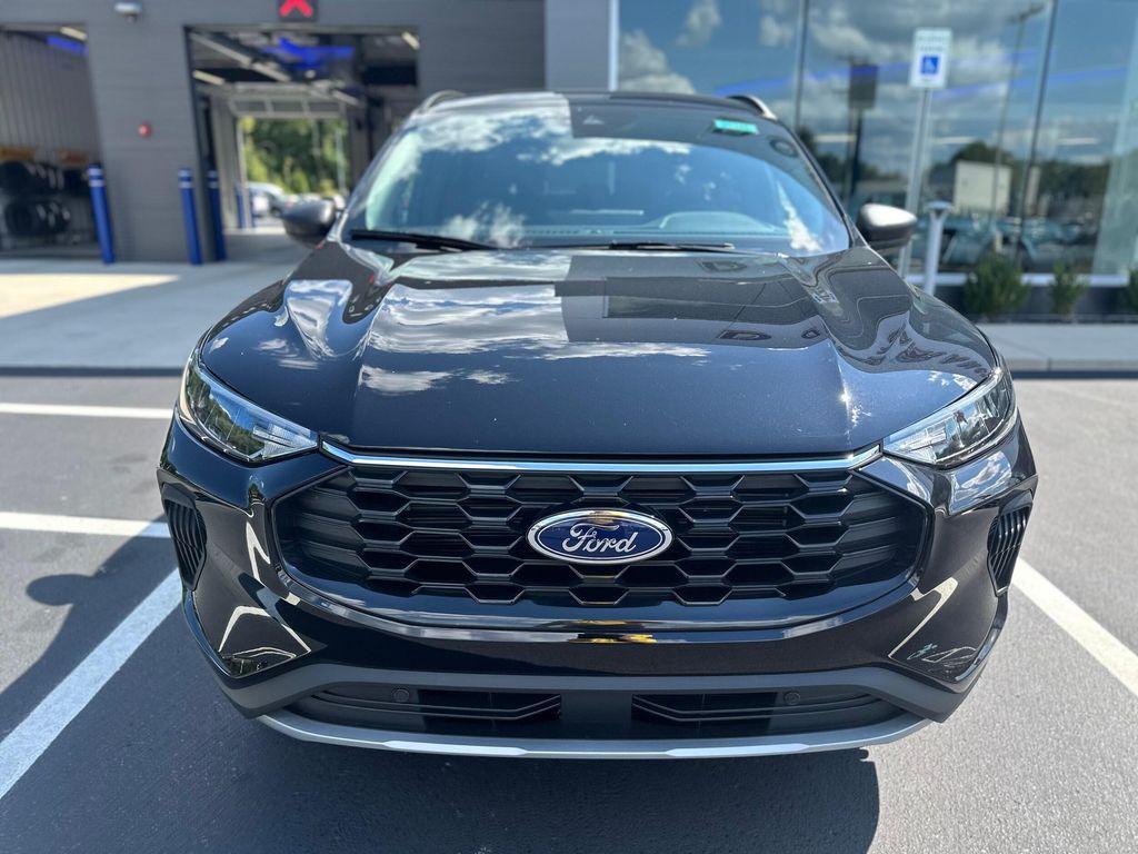 new 2025 Ford Escape car, priced at $34,159
