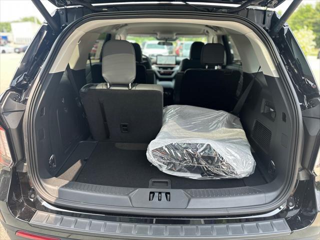 new 2025 Ford Explorer car, priced at $47,002