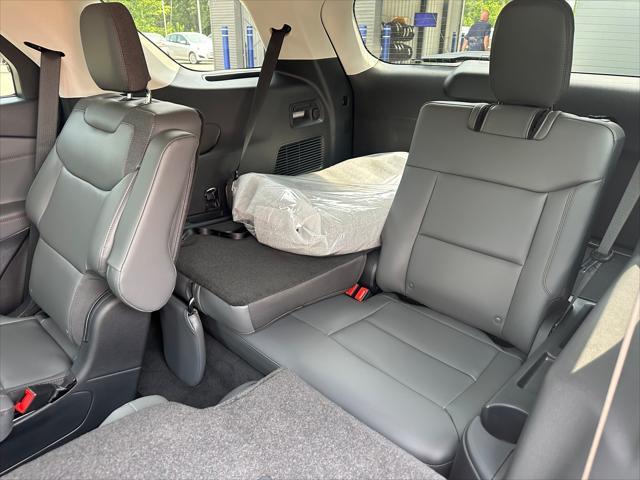 new 2025 Ford Explorer car, priced at $47,002