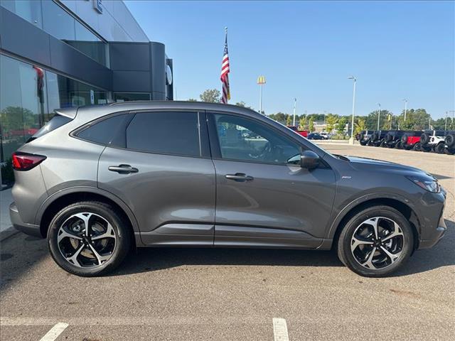 new 2024 Ford Escape car, priced at $41,220