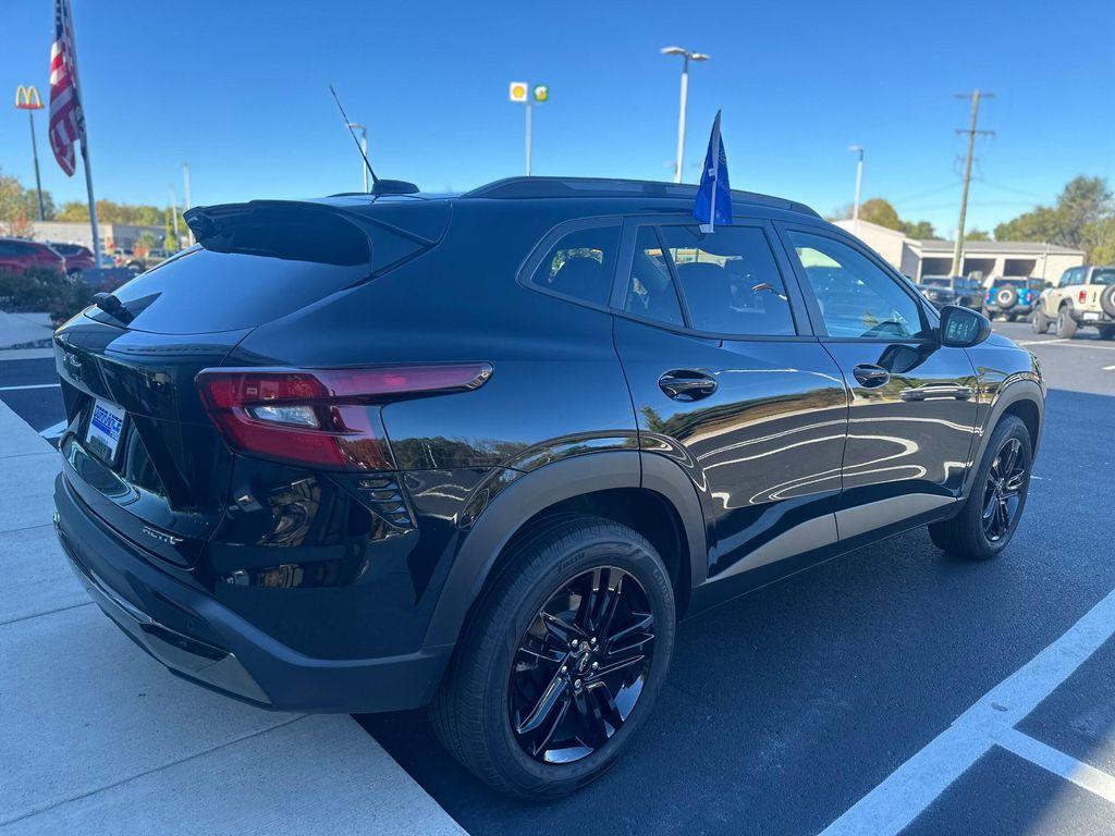 used 2025 Chevrolet Trax car, priced at $25,550