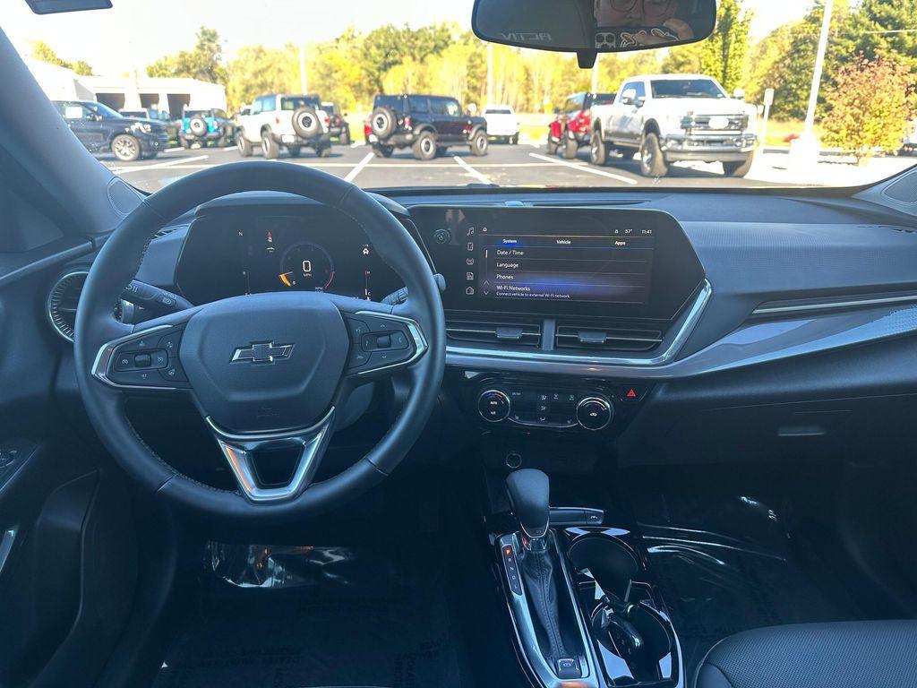 used 2025 Chevrolet Trax car, priced at $25,550