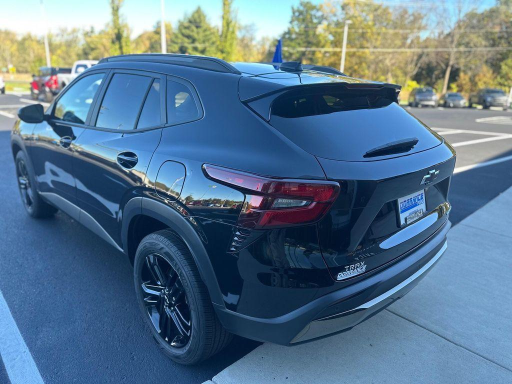 used 2025 Chevrolet Trax car, priced at $25,550