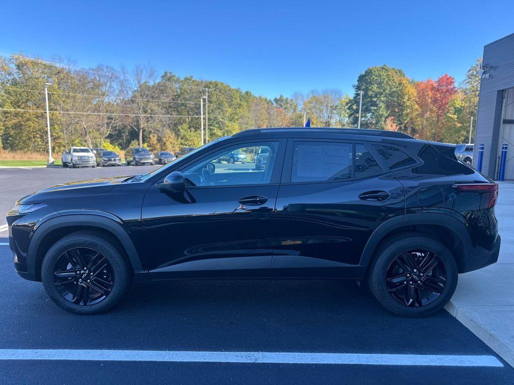 used 2025 Chevrolet Trax car, priced at $25,550