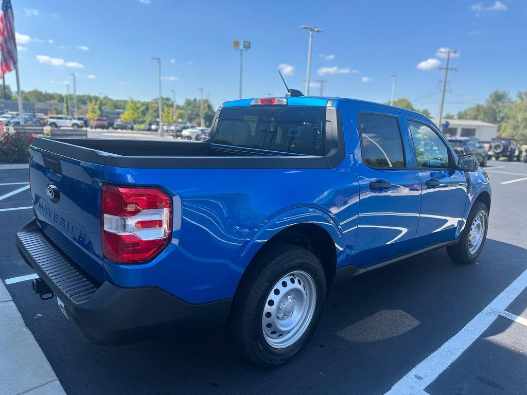 new 2025 Ford Maverick car, priced at $32,180