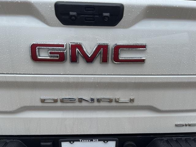 used 2022 GMC Sierra 1500 car, priced at $53,591