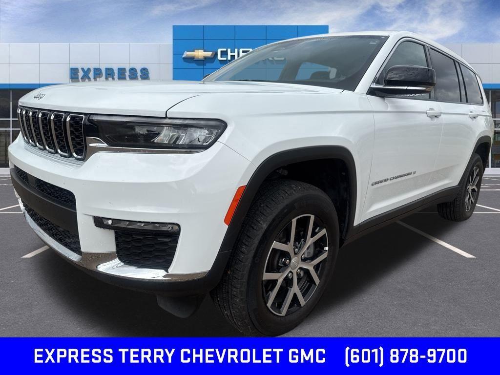 used 2024 Jeep Grand Cherokee L car, priced at $42,591