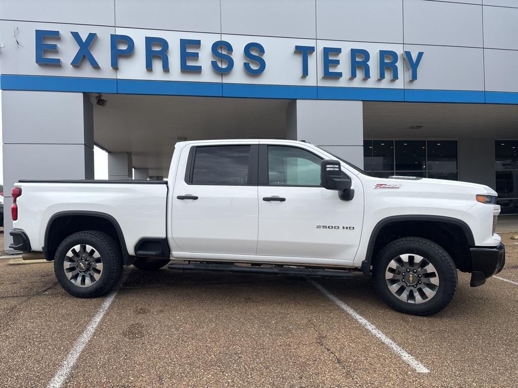 used 2024 Chevrolet Silverado 2500 car, priced at $53,991