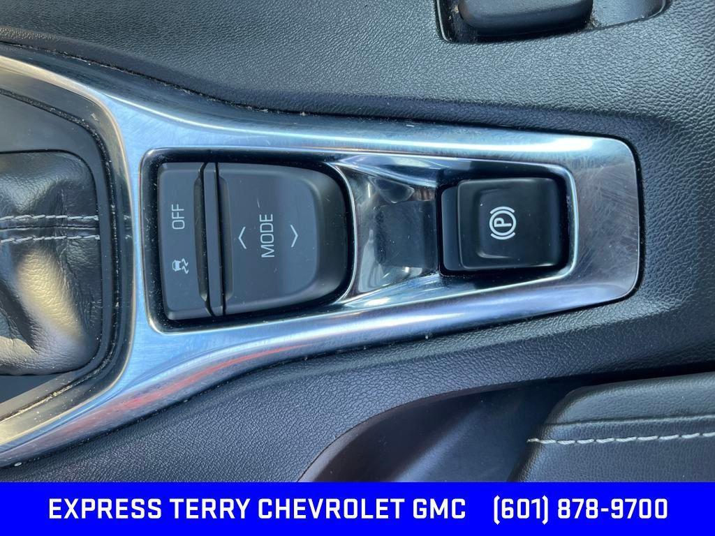 used 2023 Chevrolet Camaro car, priced at $28,980
