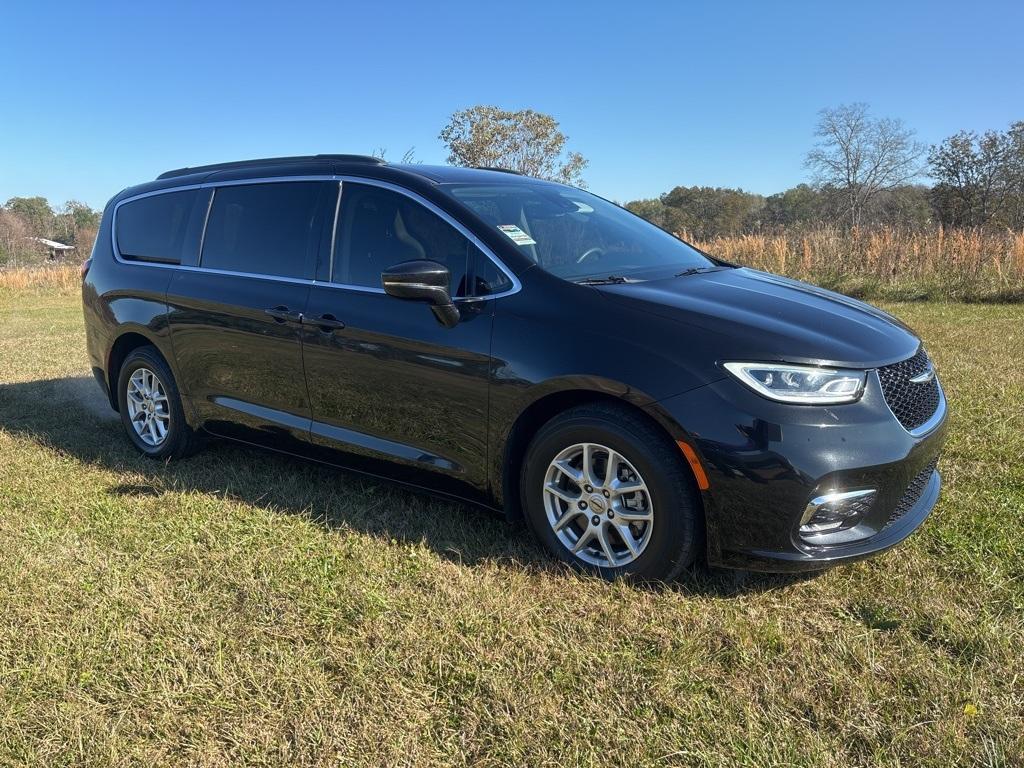 used 2022 Chrysler Pacifica car, priced at $21,338