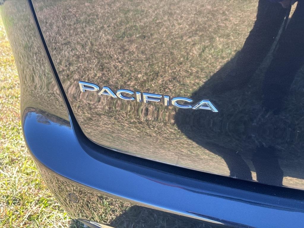 used 2022 Chrysler Pacifica car, priced at $21,338