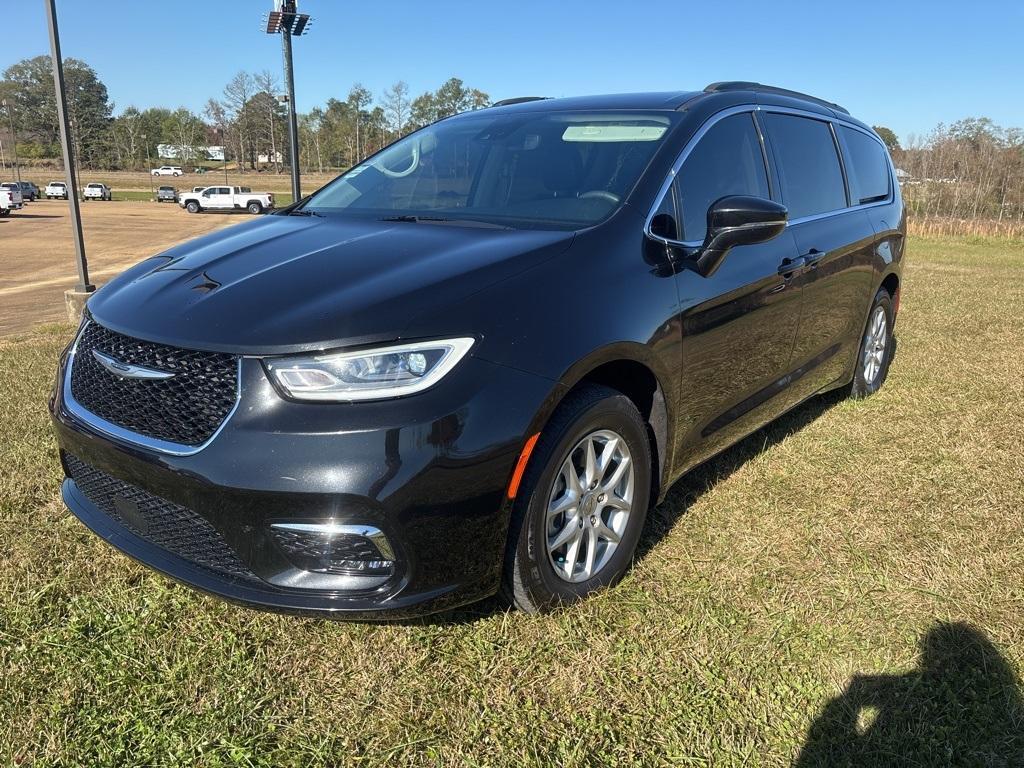 used 2022 Chrysler Pacifica car, priced at $21,338