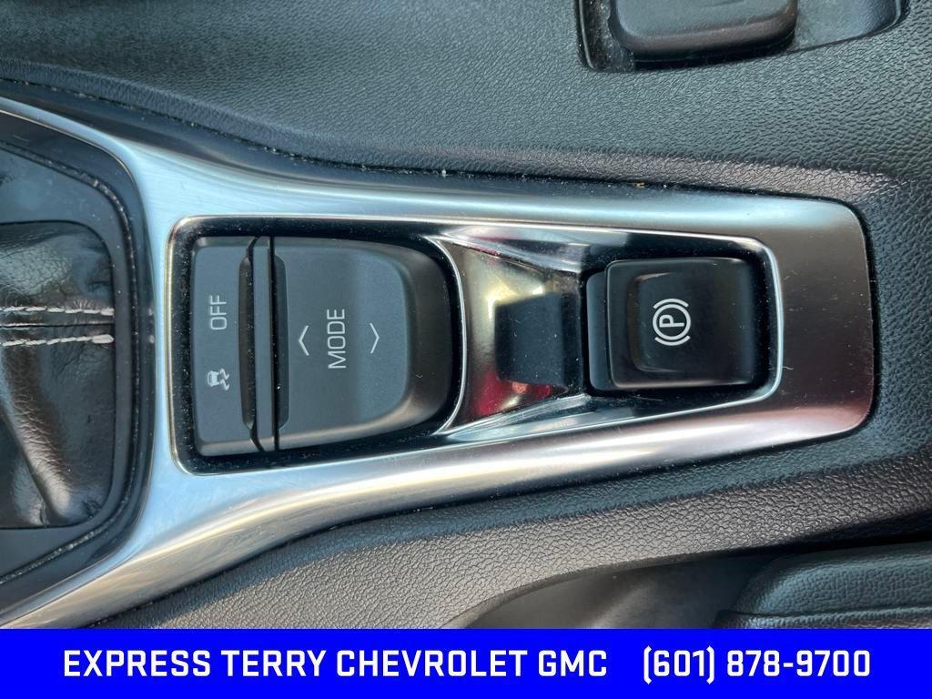 used 2023 Chevrolet Camaro car, priced at $27,990