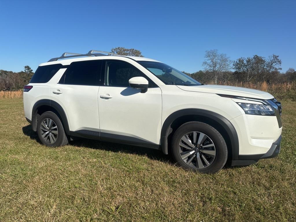 used 2024 Nissan Pathfinder car, priced at $37,555