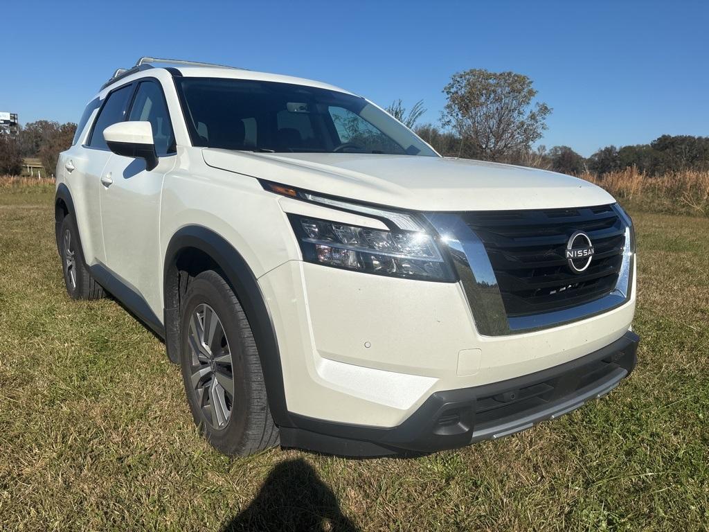 used 2024 Nissan Pathfinder car, priced at $37,555