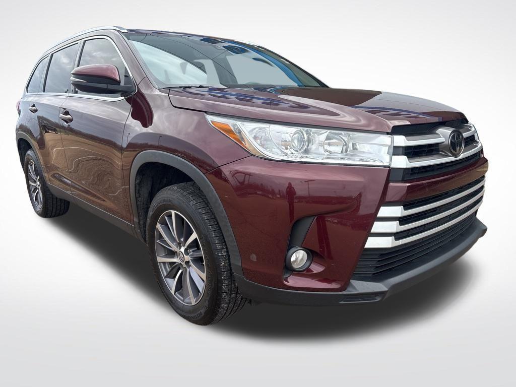 used 2019 Toyota Highlander car, priced at $24,591