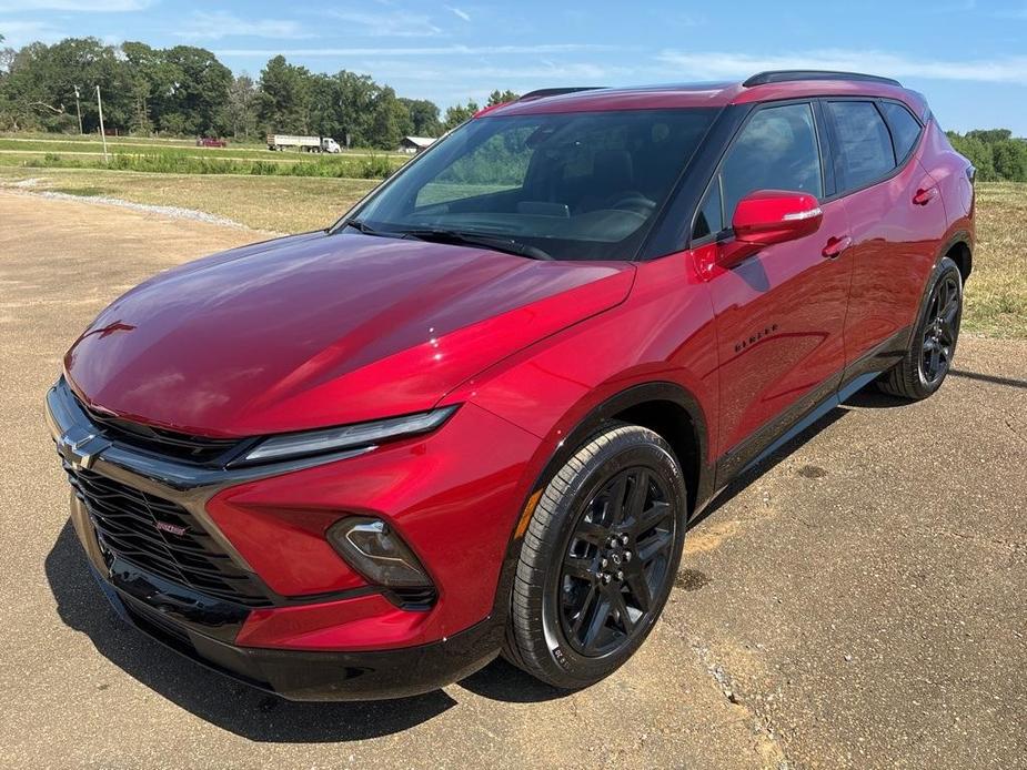 new 2025 Chevrolet Blazer car