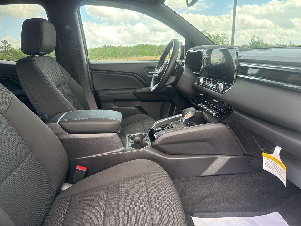 used 2025 GMC Canyon car, priced at $40,550