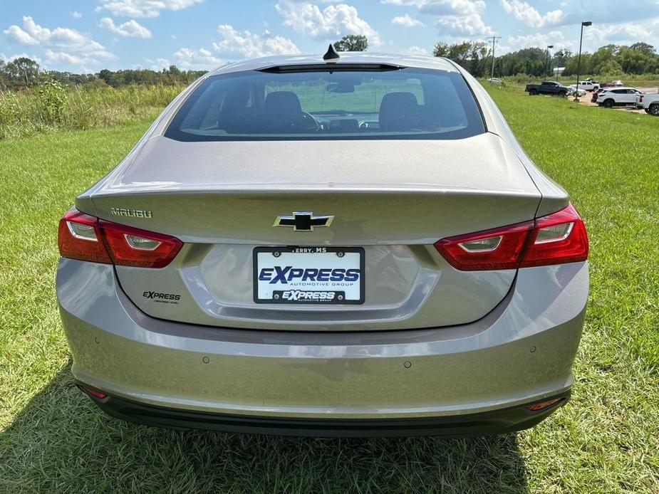 new 2025 Chevrolet Malibu car