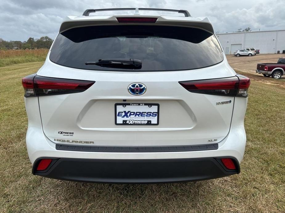 used 2024 Toyota Highlander Hybrid car, priced at $46,591