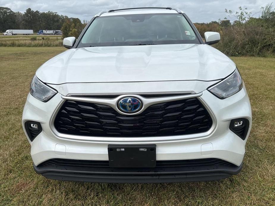 used 2024 Toyota Highlander Hybrid car, priced at $46,591