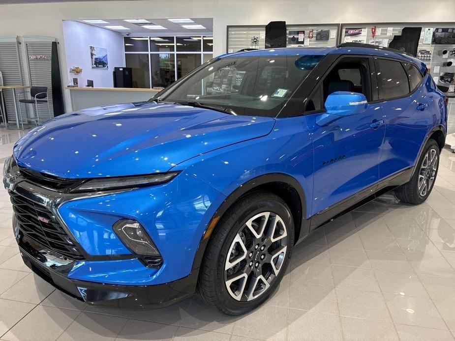 new 2024 Chevrolet Blazer car