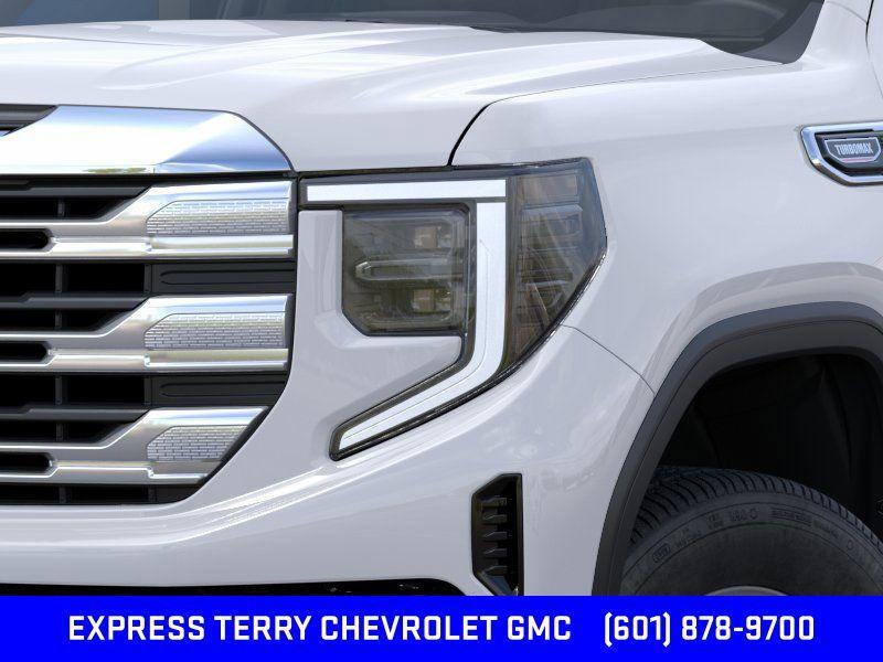 new 2025 GMC Sierra 1500 car, priced at $52,095