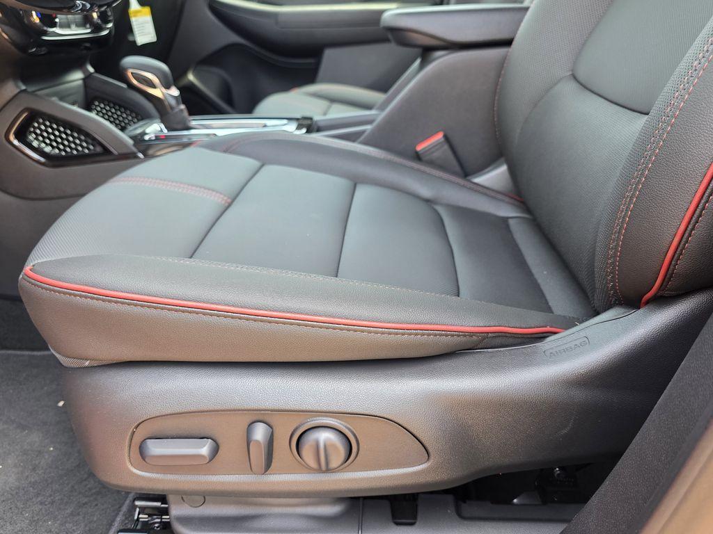 new 2026 Chevrolet TrailBlazer car, priced at $29,190