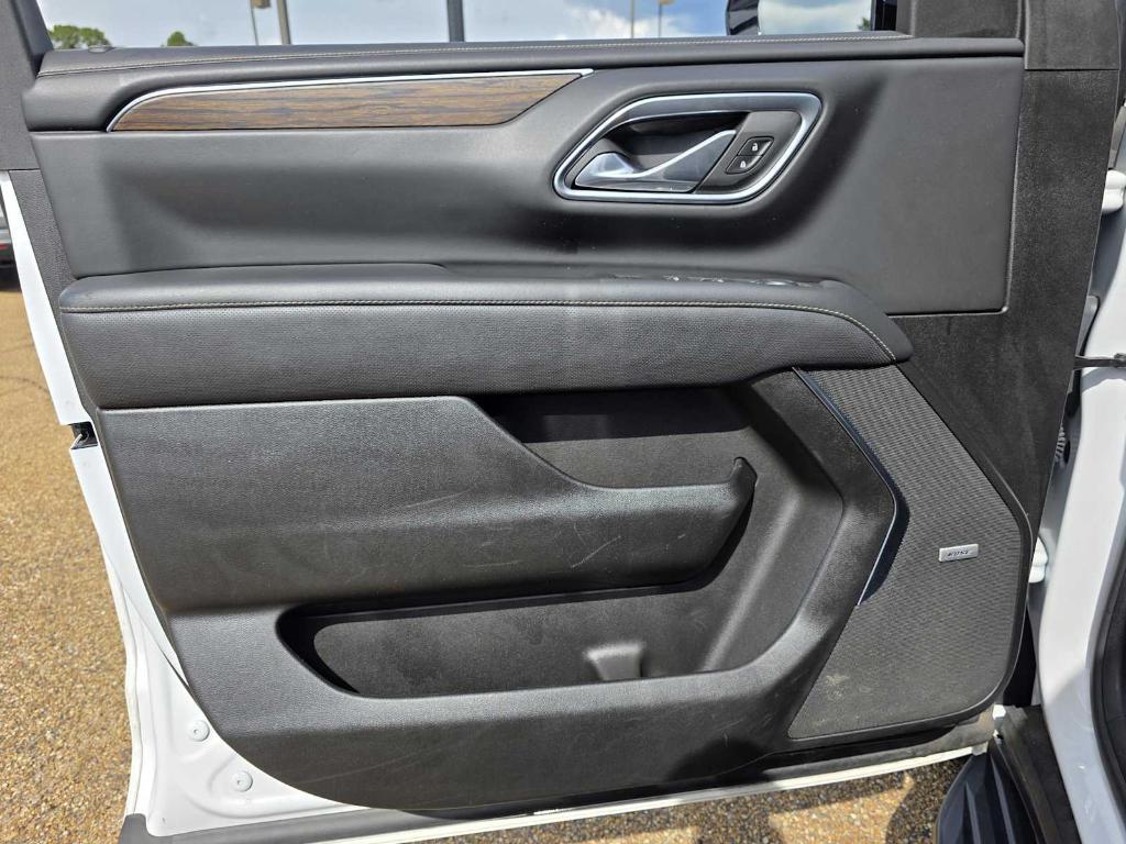 used 2023 Chevrolet Suburban car, priced at $45,646