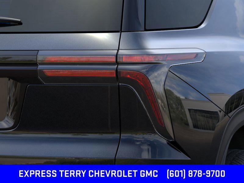 new 2025 Chevrolet Traverse car