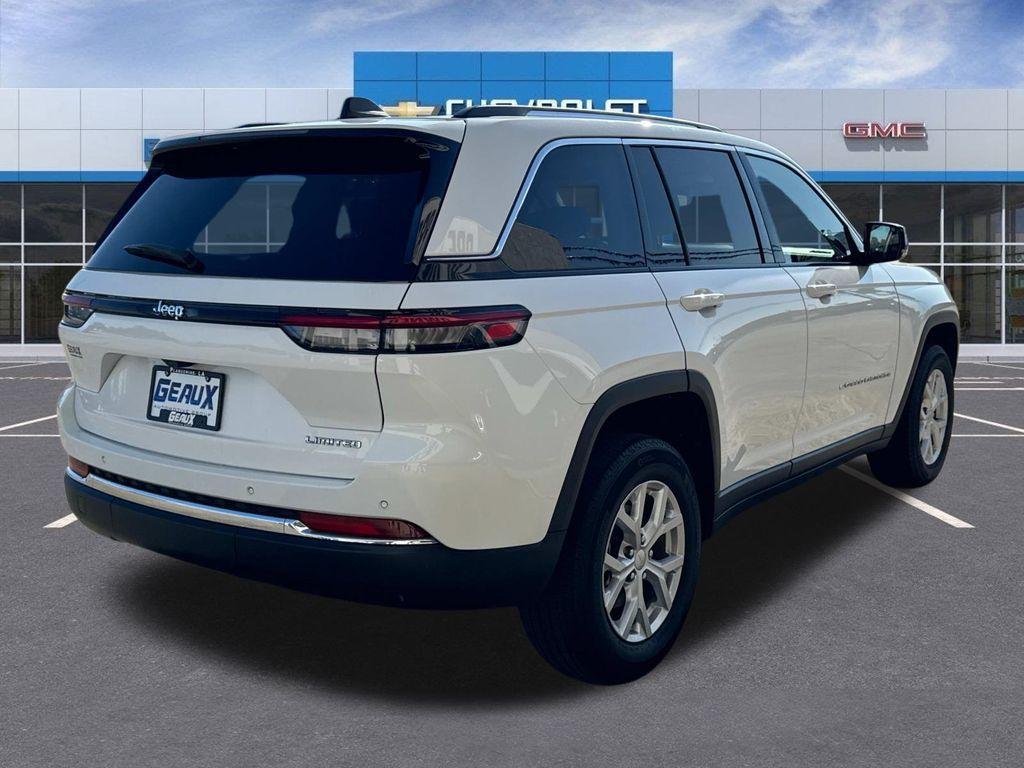 used 2023 Jeep Grand Cherokee car, priced at $27,990