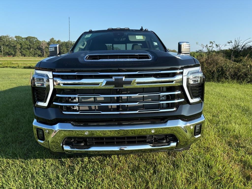 new 2025 Chevrolet Silverado 3500 car