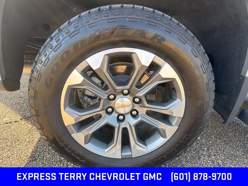 used 2024 Chevrolet Silverado 1500 car, priced at $61,991